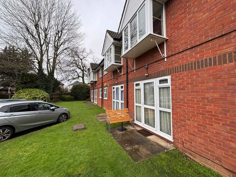 Parkfield Avenue, North Harrow, HA2, photo 12