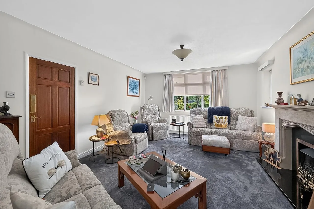 Alcester Road, Sale M33 3QP, photo 4