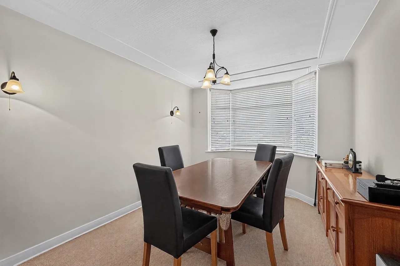 Alcester Road, Sale M33 3QP, photo 8
