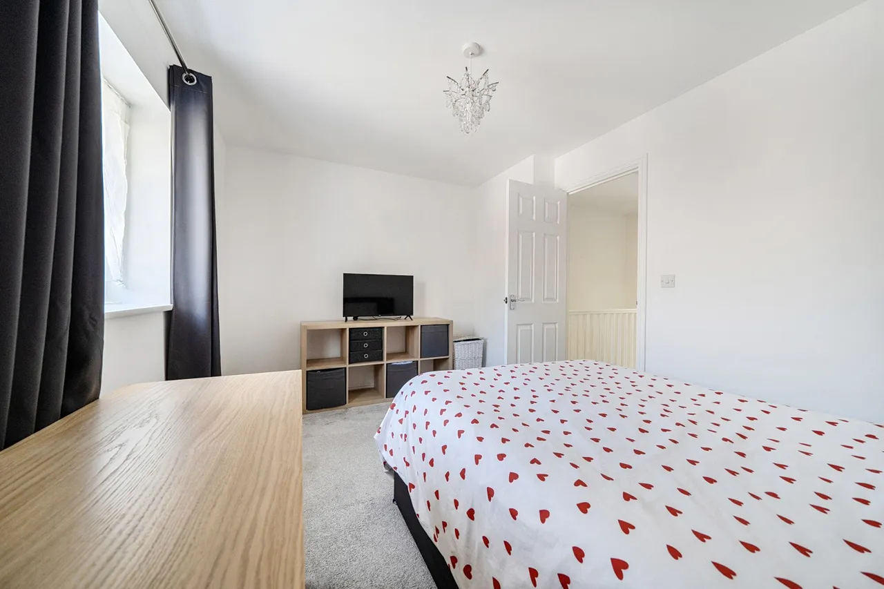 Eustace Crescent, Kent, ME2, photo 16