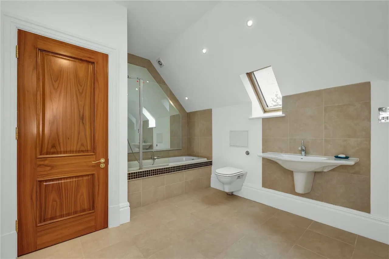 Windsor Road, Ascot, Berkshire, SL5 7LQ, photo 12