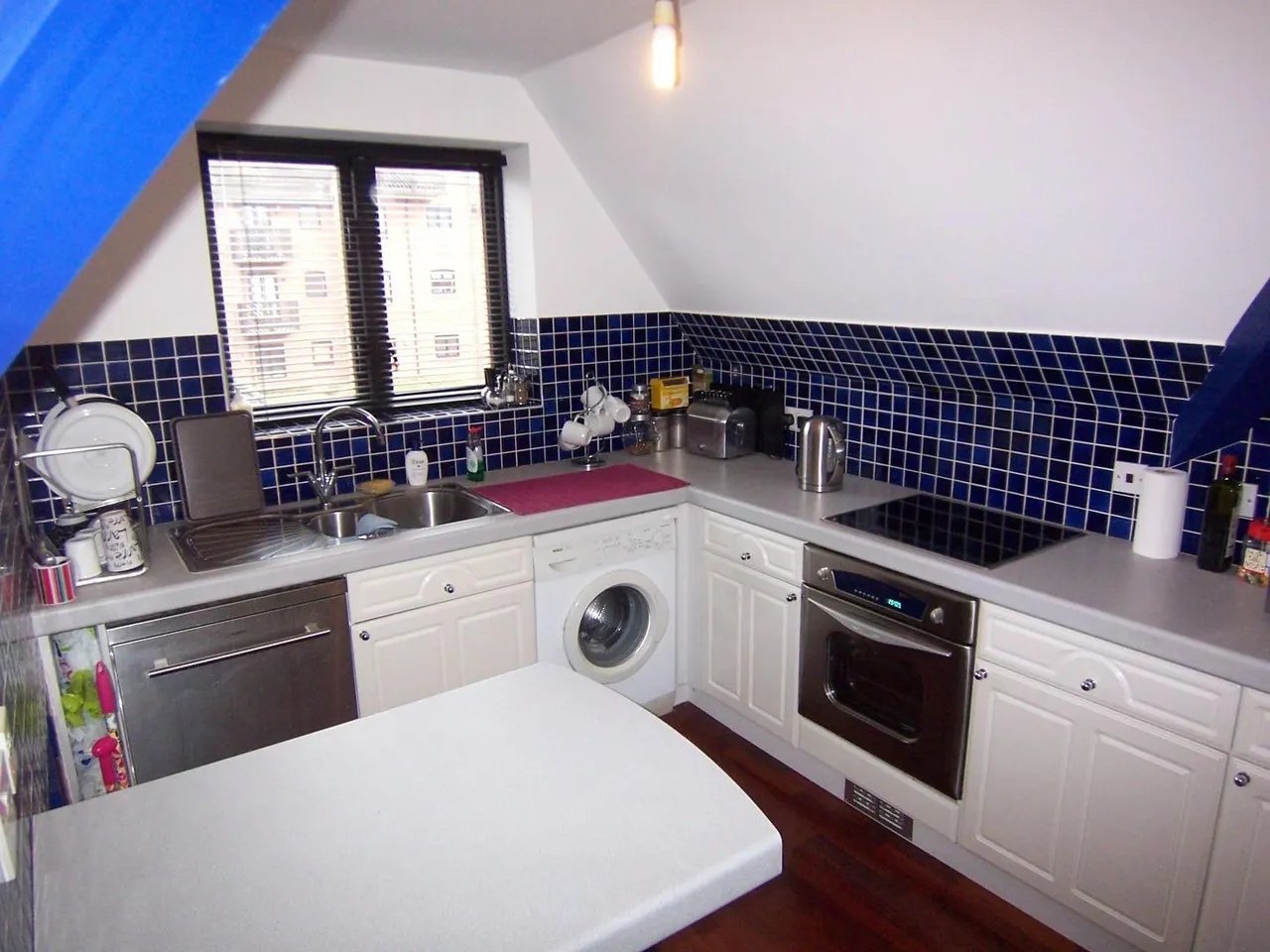Epping New Road, Buckhurst Hill, IG9 5UG, photo 6