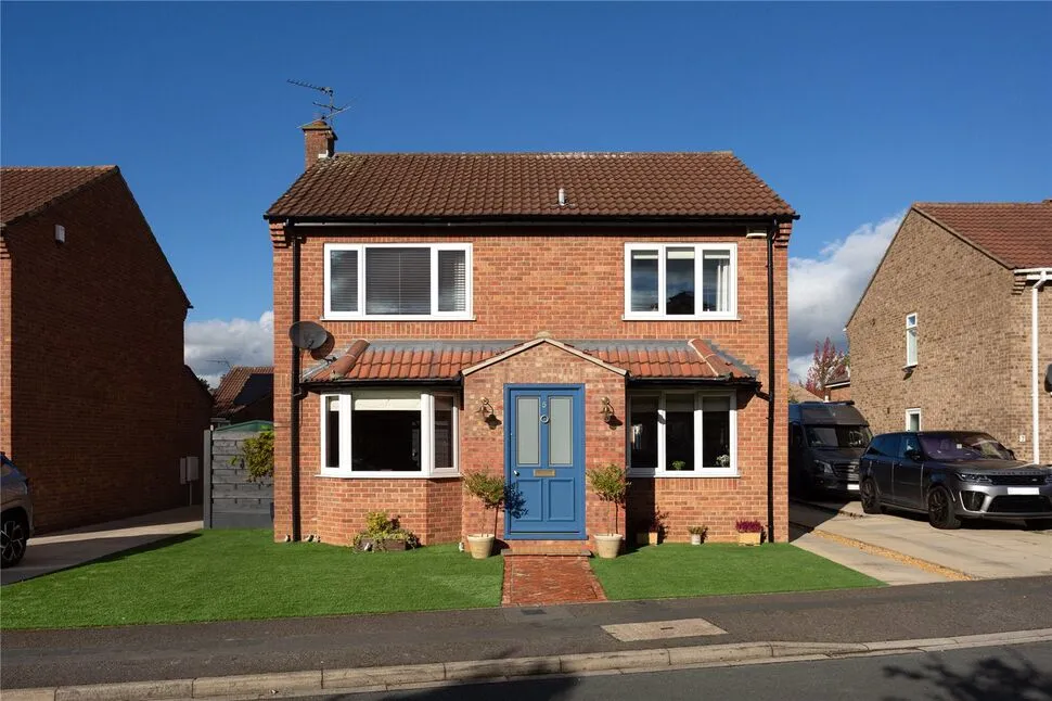 4 bed house for sale, Middle Banks, Wigginton, YO32