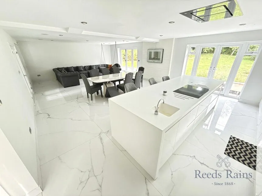 Seabridge Lane, Newcastle, ST5, photo 9