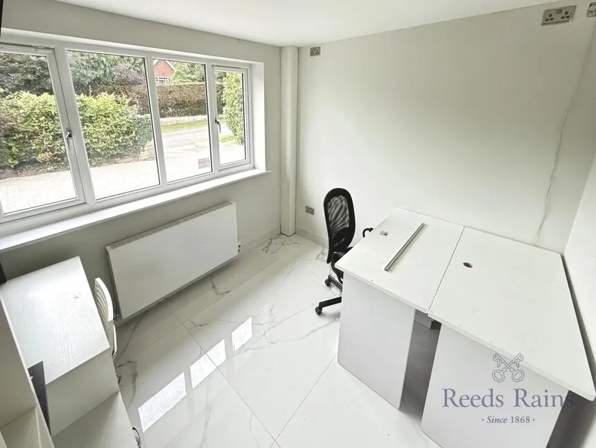 Seabridge Lane, Newcastle, ST5, photo 16