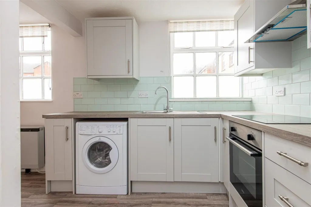 St. Marys Road, Market Harborough, photo 8