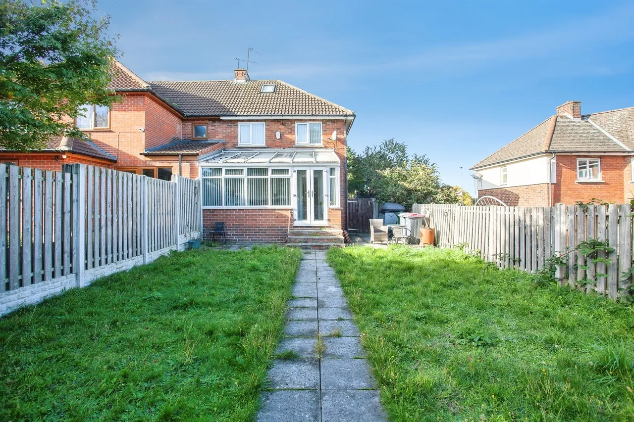 Halsbury Road, Eastwood, S65, photo 12