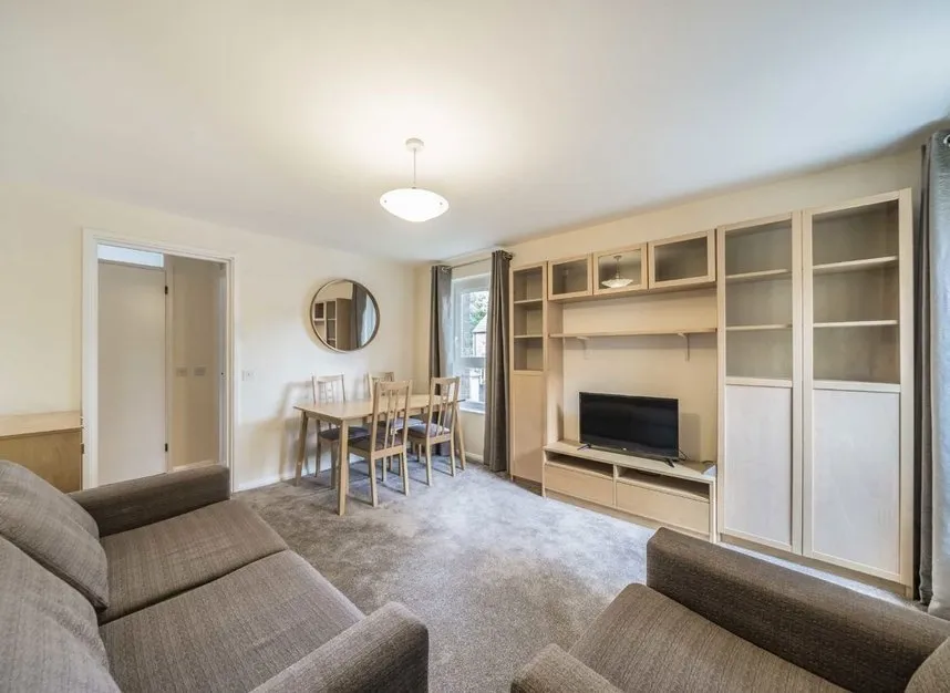 Grove Road, Ealing, W5, photo 2