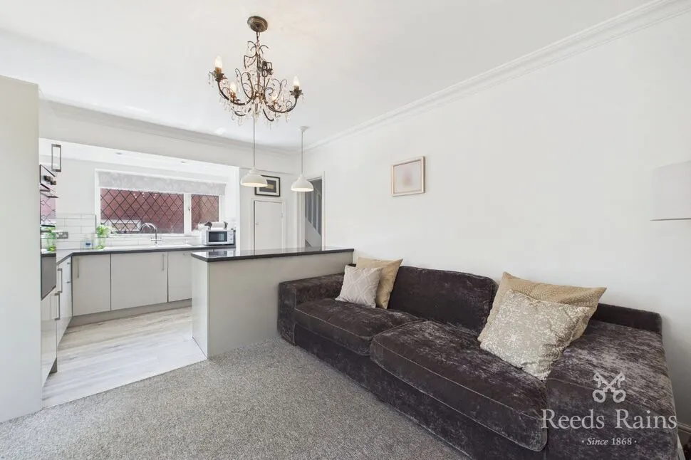 Potovens Lane, Wrenthorpe, West Yorkshire, WF2, photo 4