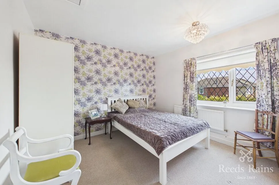 Potovens Lane, Wrenthorpe, West Yorkshire, WF2, photo 6