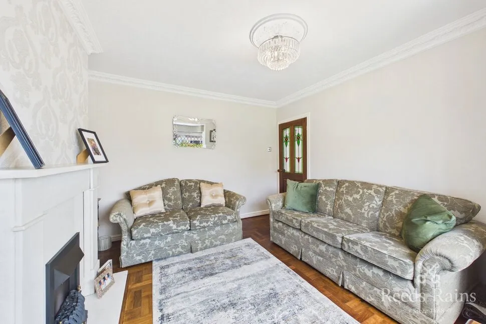Potovens Lane, Wrenthorpe, West Yorkshire, WF2, photo 8