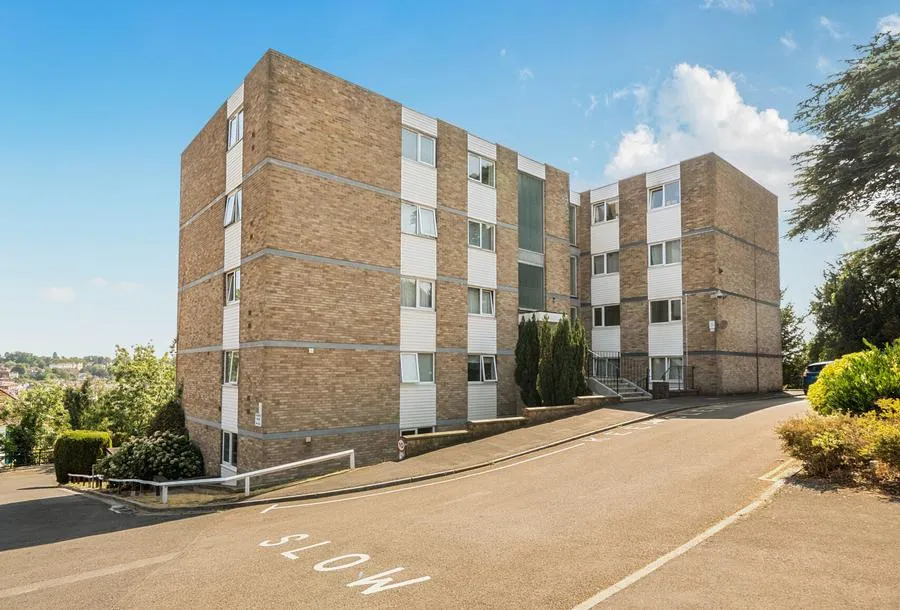 2 bed flat for sale, Westover Gardens, Bristol, BS9