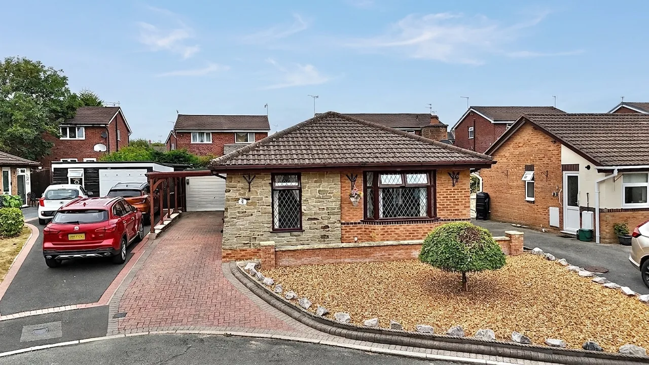 3 bed house for sale, Newmarket Way, Cheadle, ST10