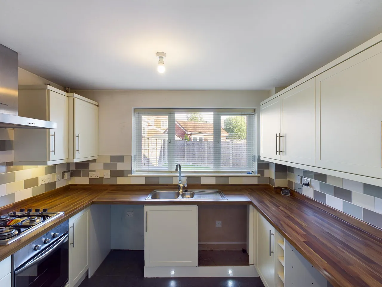 Southwold Crescent, Great Sankey, Warrington, WA5, photo 3