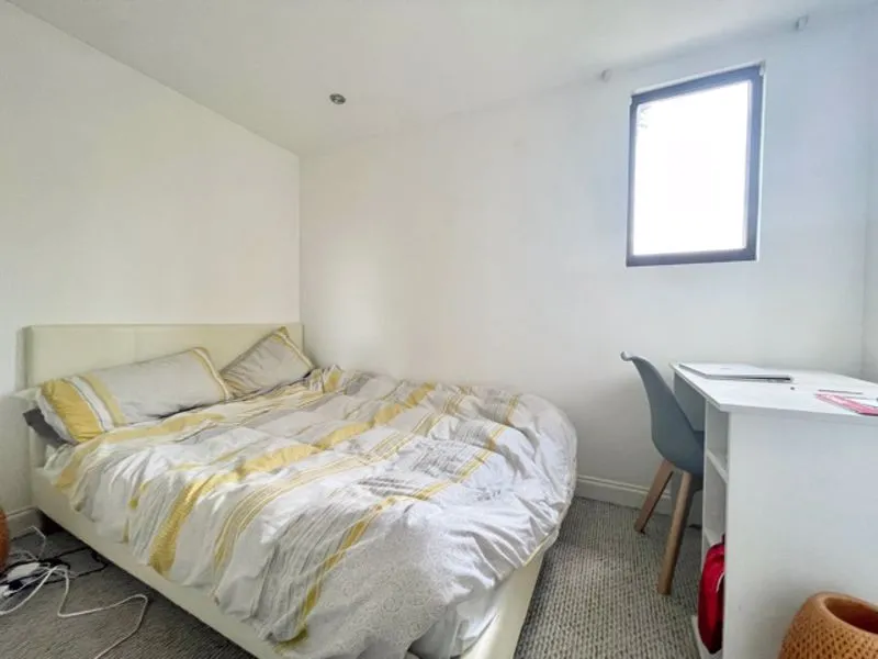 Gunwhale Close, London SE16 6BS, photo 6