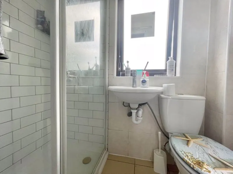 Gunwhale Close, London SE16 6BS, photo 9