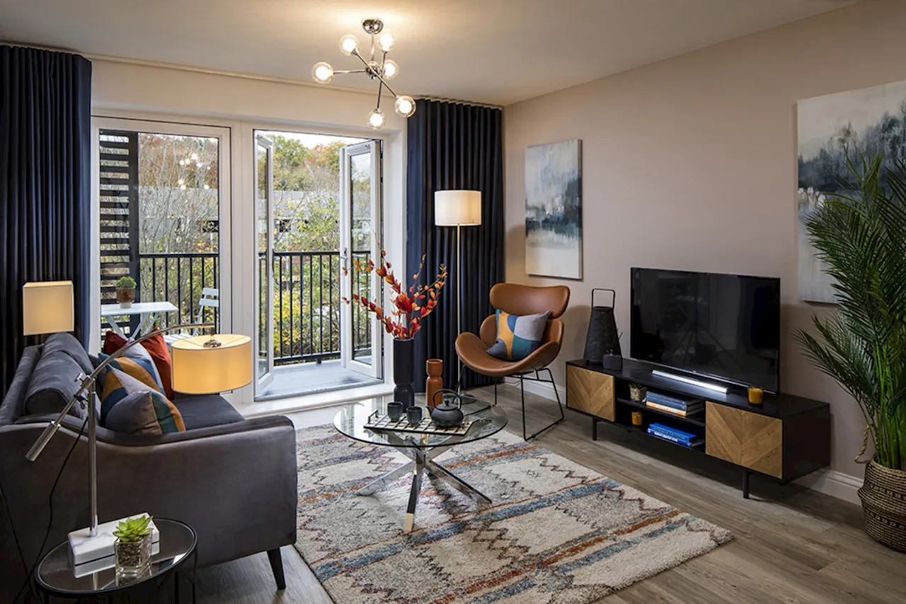 Wessex Close, London, IG3, photo 2