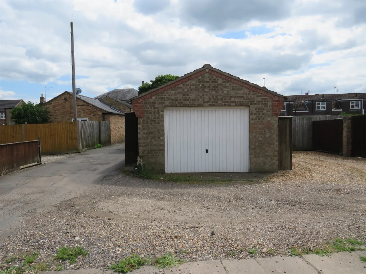 Dartford Road, March, photo 4