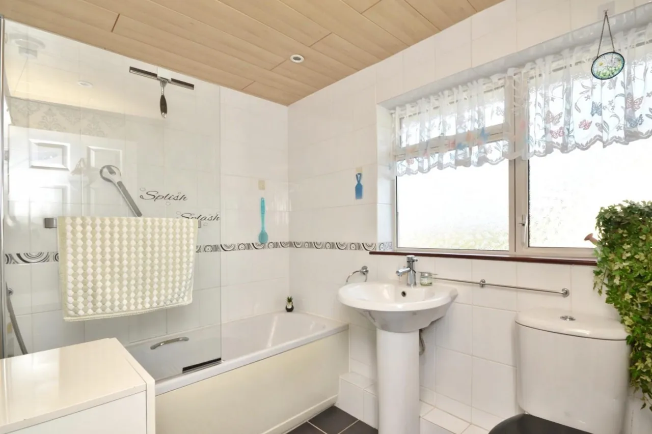 Totshill Drive, Bristol, photo 12