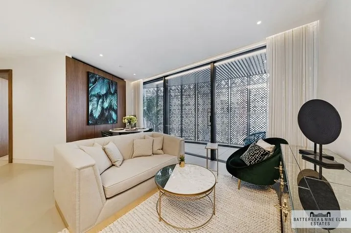 2 bed flat for sale, Gasholders Building, Kings Cross, N1C