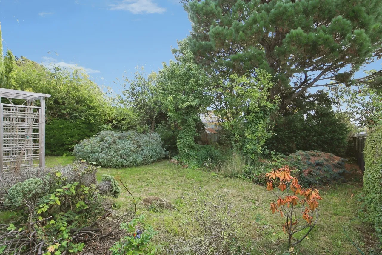 Nansicles Road, Orton Longueville, PE2, photo 17