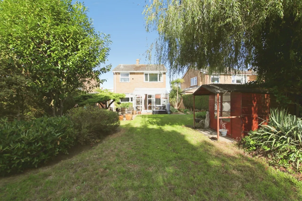 Nansicles Road, Orton Longueville, PE2, photo 18