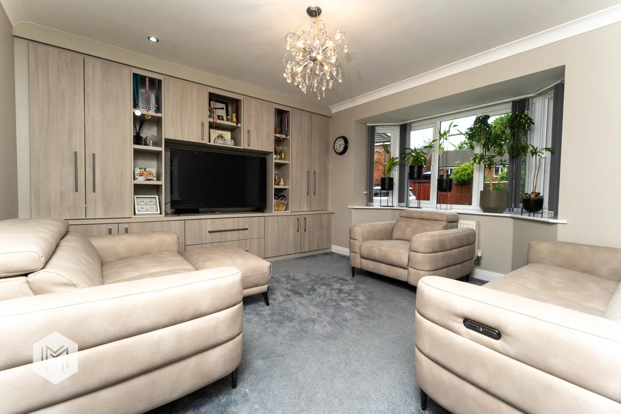 Bloomsbury Crescent, Bolton, BL1 4ET, photo 2