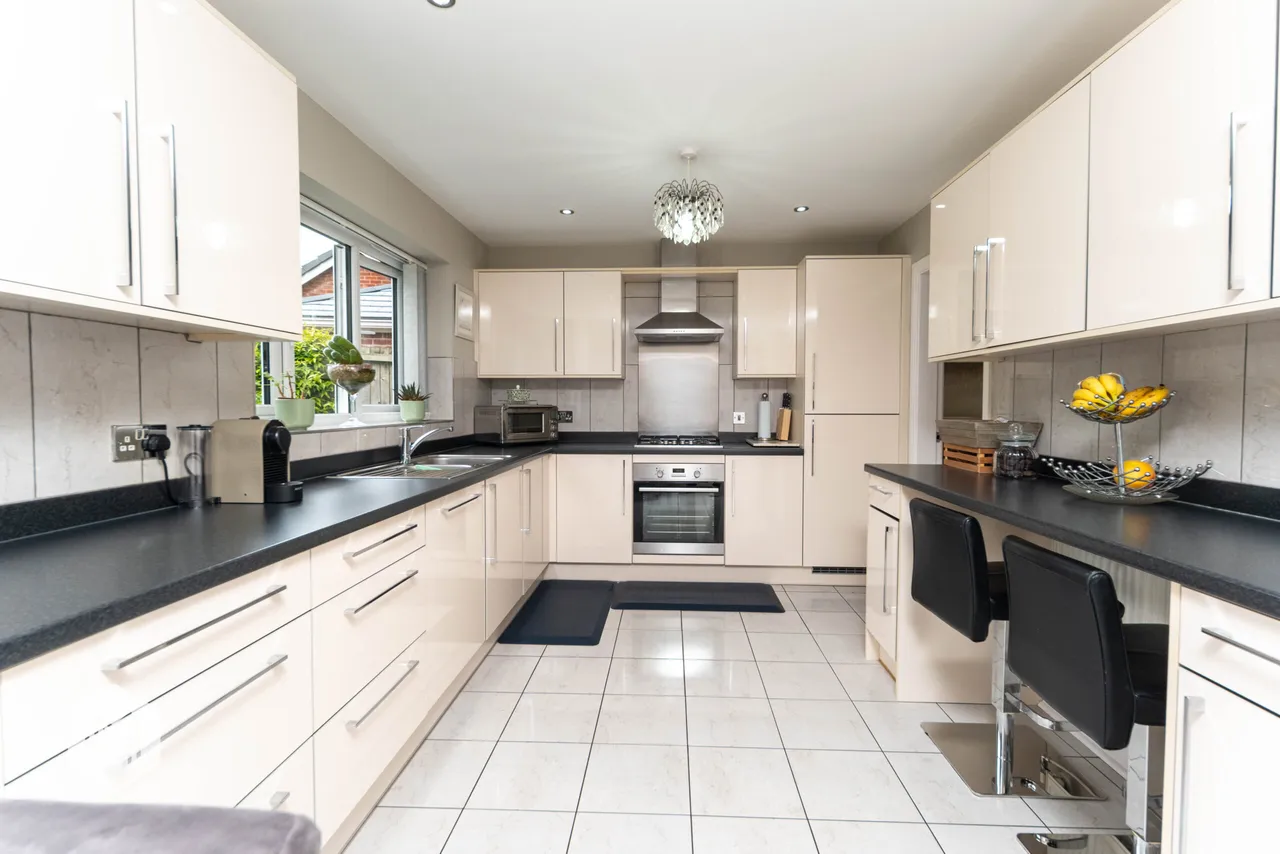 Bloomsbury Crescent, Bolton, BL1 4ET, photo 4