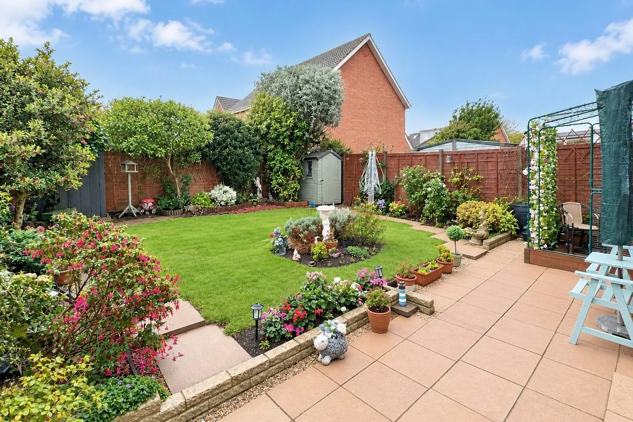 Whitehall, Lidlington, photo 2