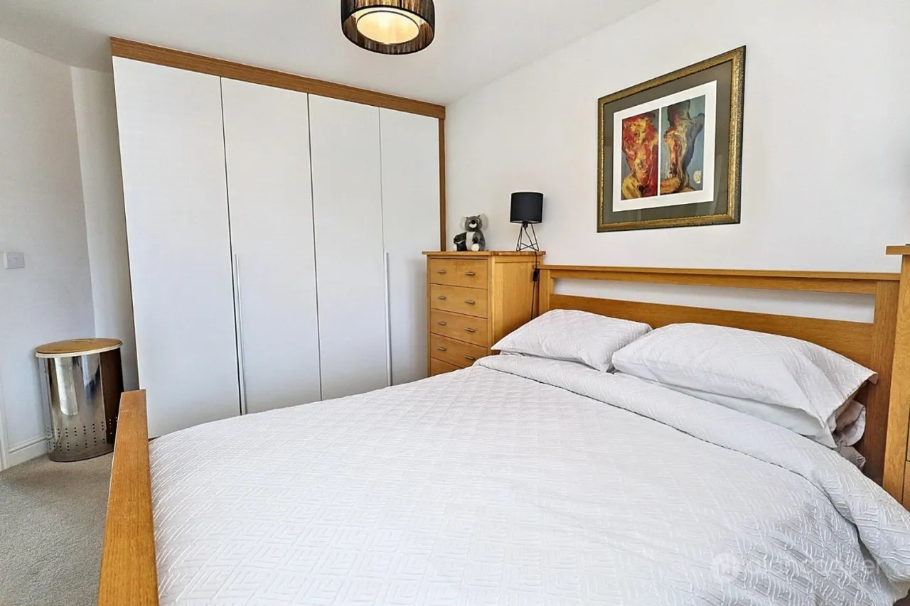 Currane Road, Eliot's View, CV10, photo 10
