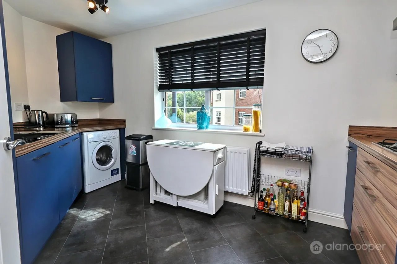 Currane Road, Eliot's View, CV10, photo 5