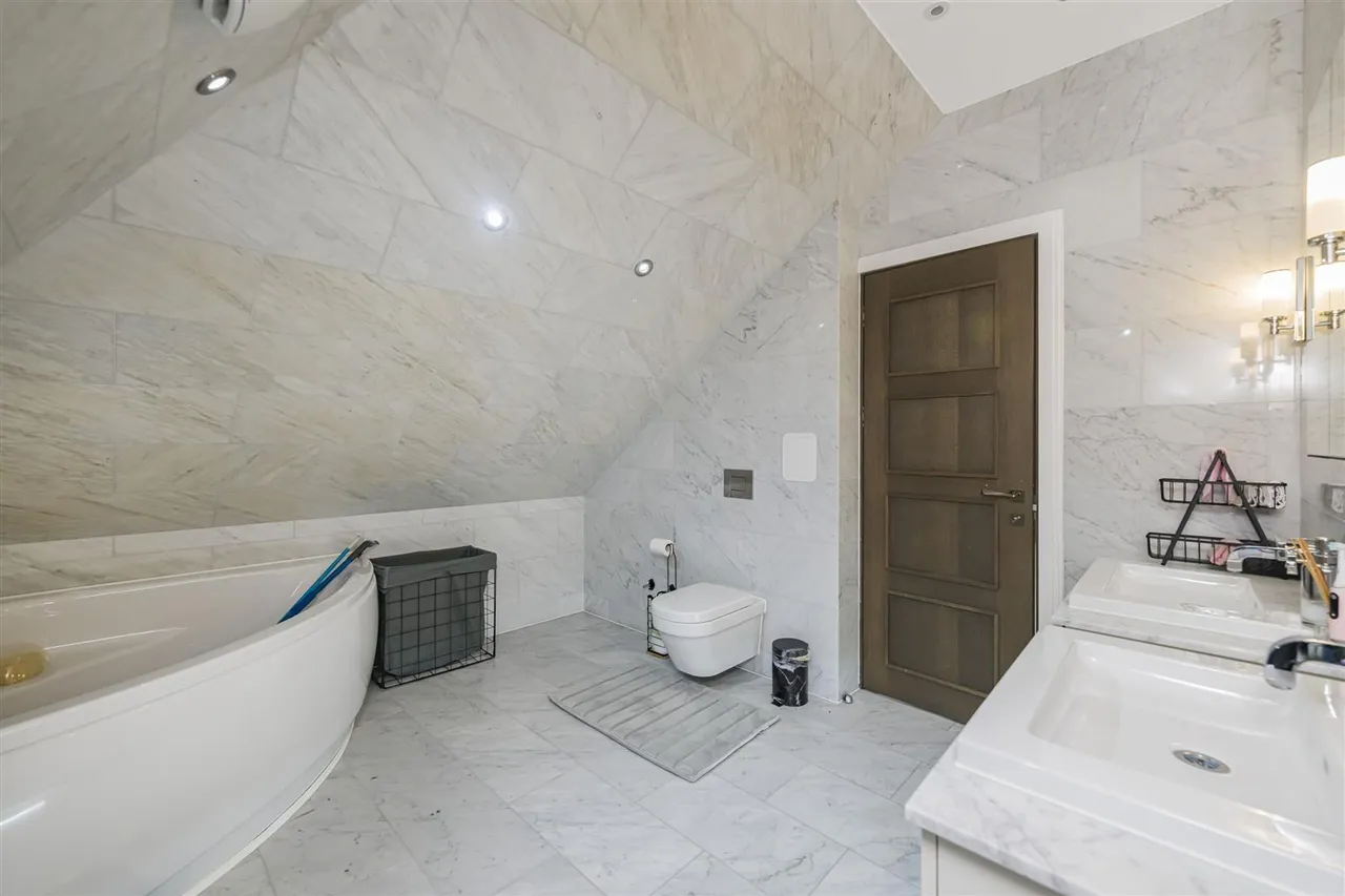Eden Lodges, Chigwell, IG7, photo 16