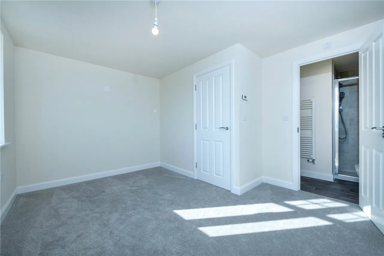 Musselburgh Way, Bourne, PE10, photo 11