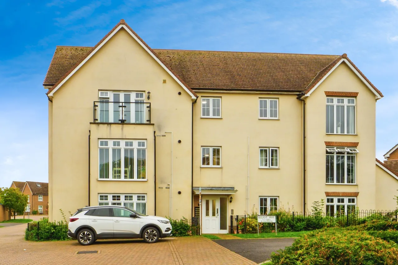 1 bed flat for sale — Elliot Way, Deal