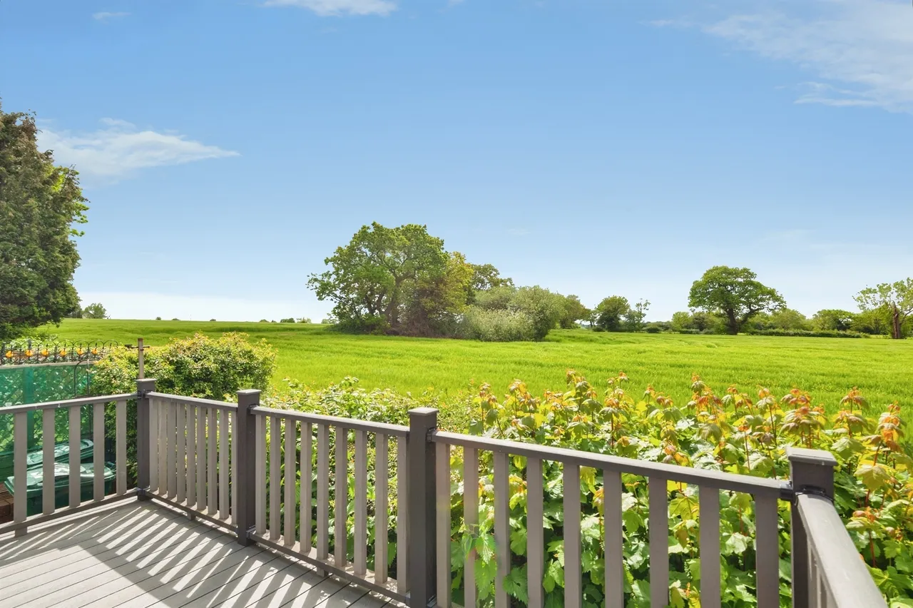 Chester Road, Dunham On The Hill, Frodsham, photo 3