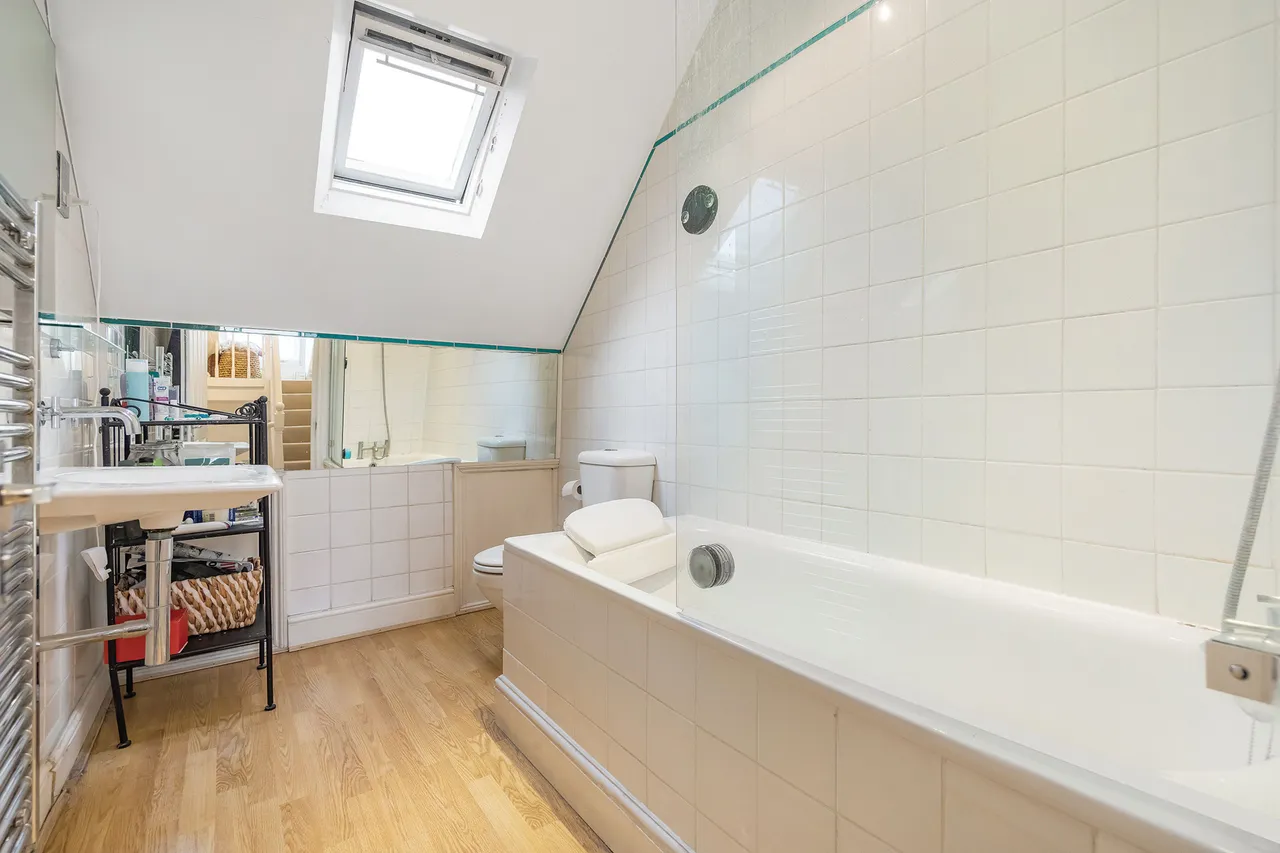 Flat 3, 5 Cavendish Road, London, photo 5