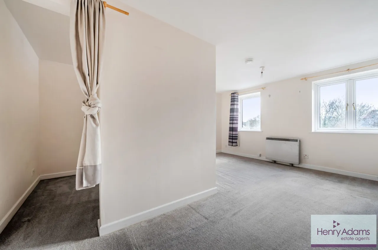 Charles Street, Petersfield, GU32, photo 5