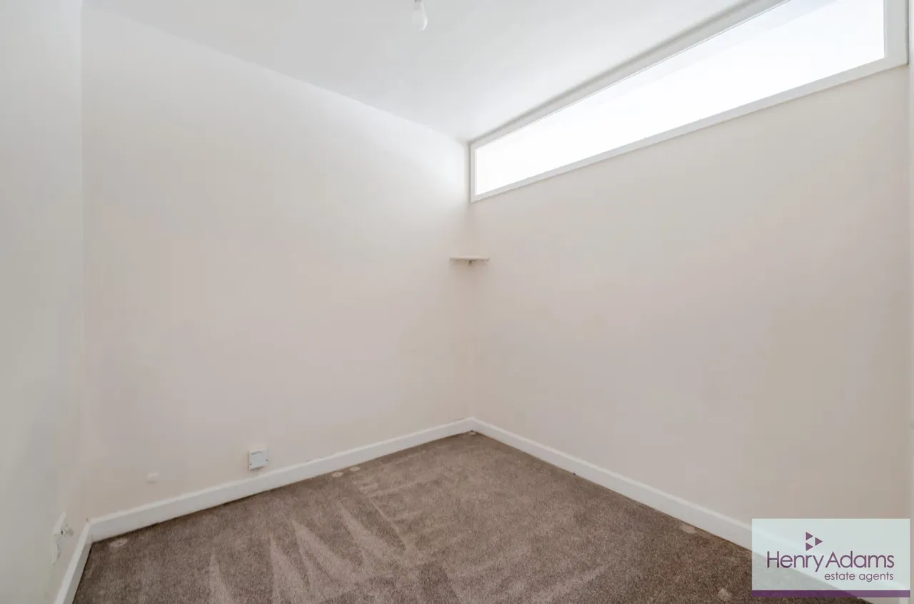 Charles Street, Petersfield, GU32, photo 4