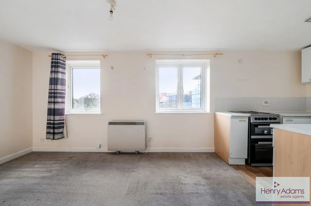 Charles Street, Petersfield, GU32, photo 6