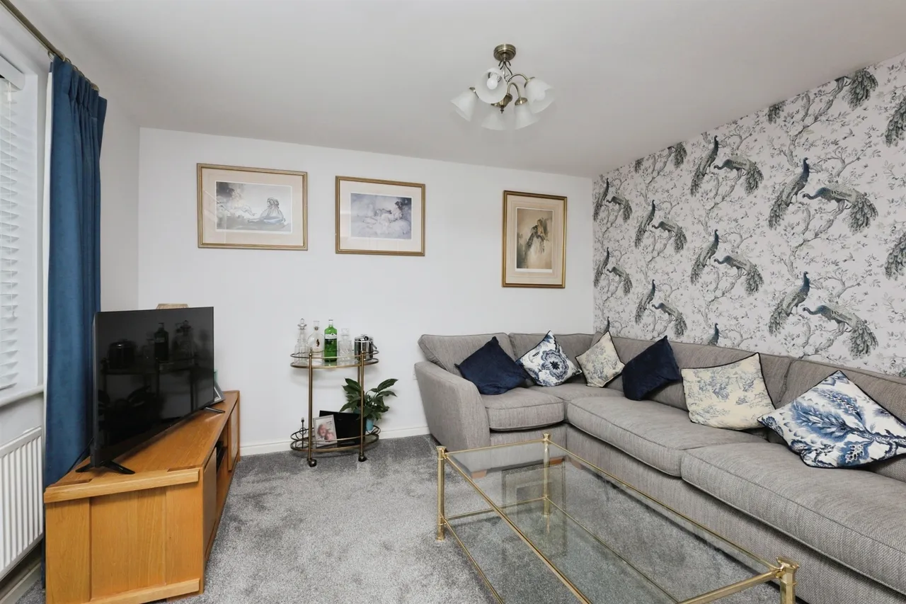 Viburnum Way, Hailsham, BN27, photo 6