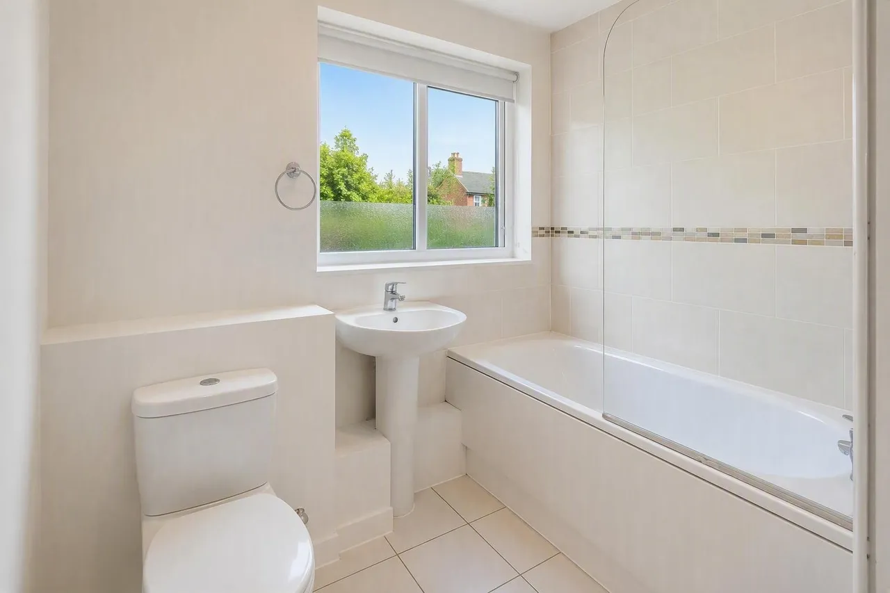 Lampton Road, Hounslow, TW3, photo 6
