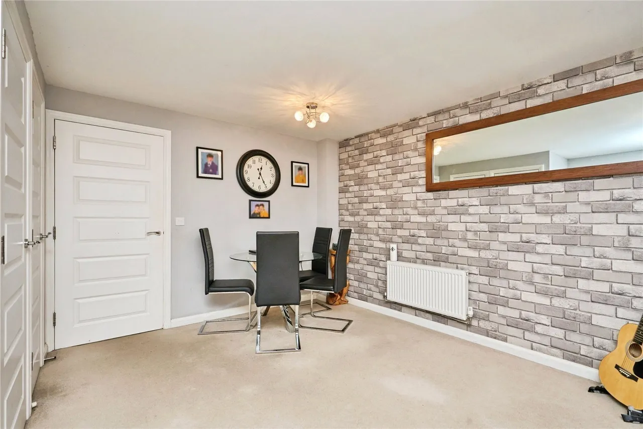 Beauchamp Drive, Newport, PO30, photo 5