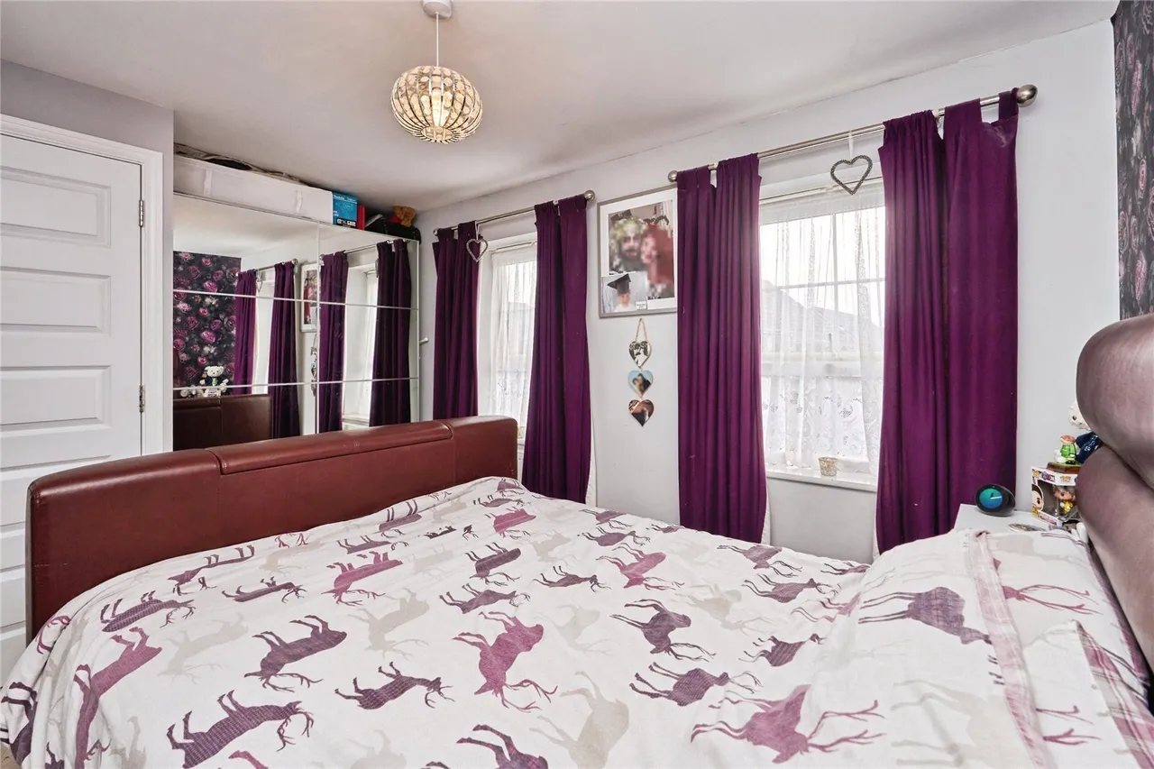 Beauchamp Drive, Newport, PO30, photo 12