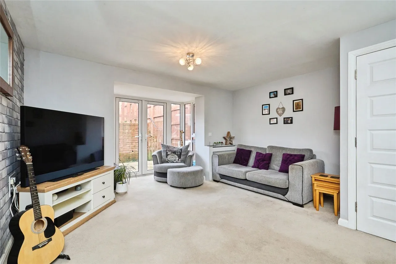 Beauchamp Drive, Newport, PO30, photo 4