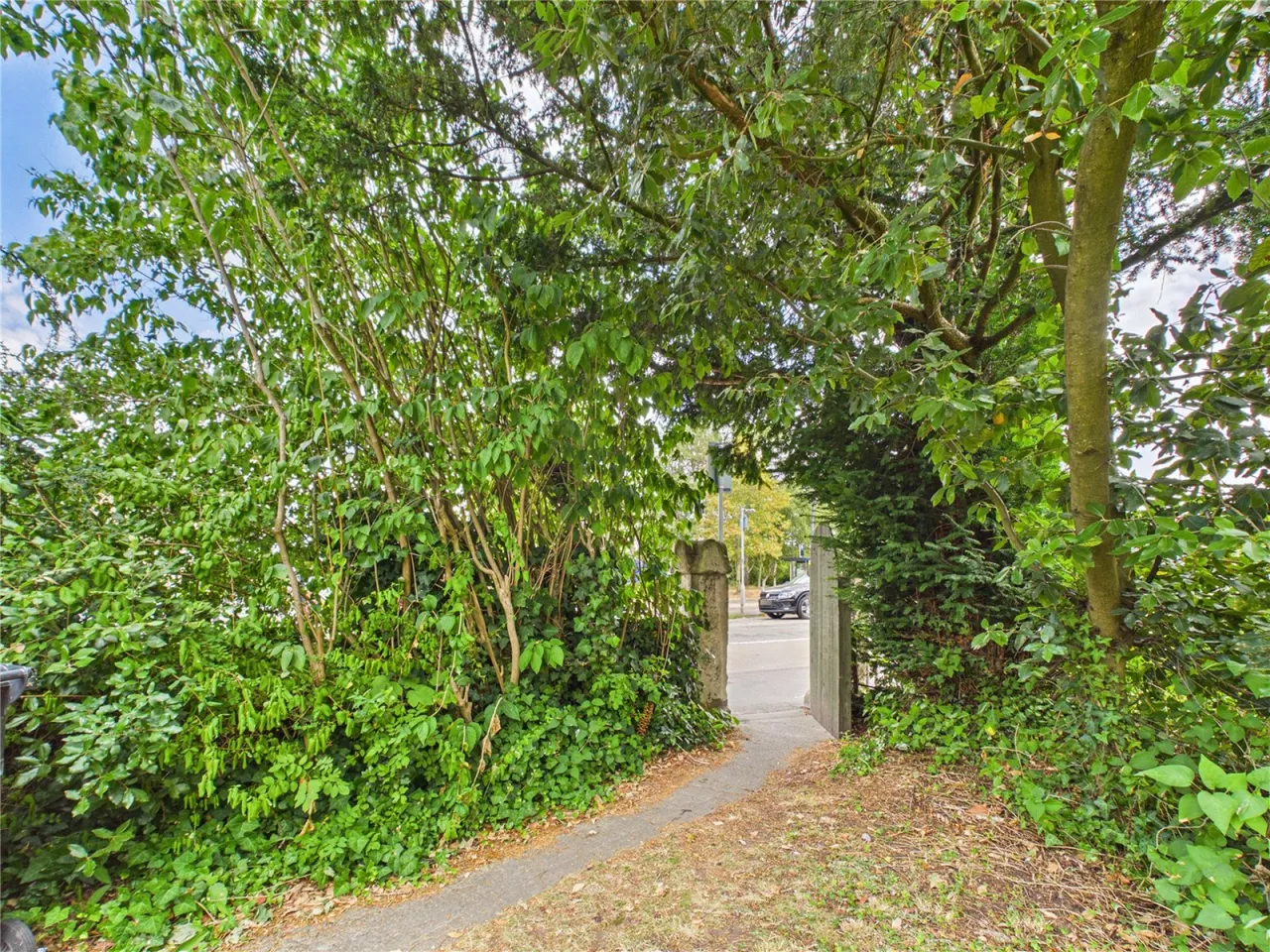 Bath Road, Brislington, BS4, photo 32