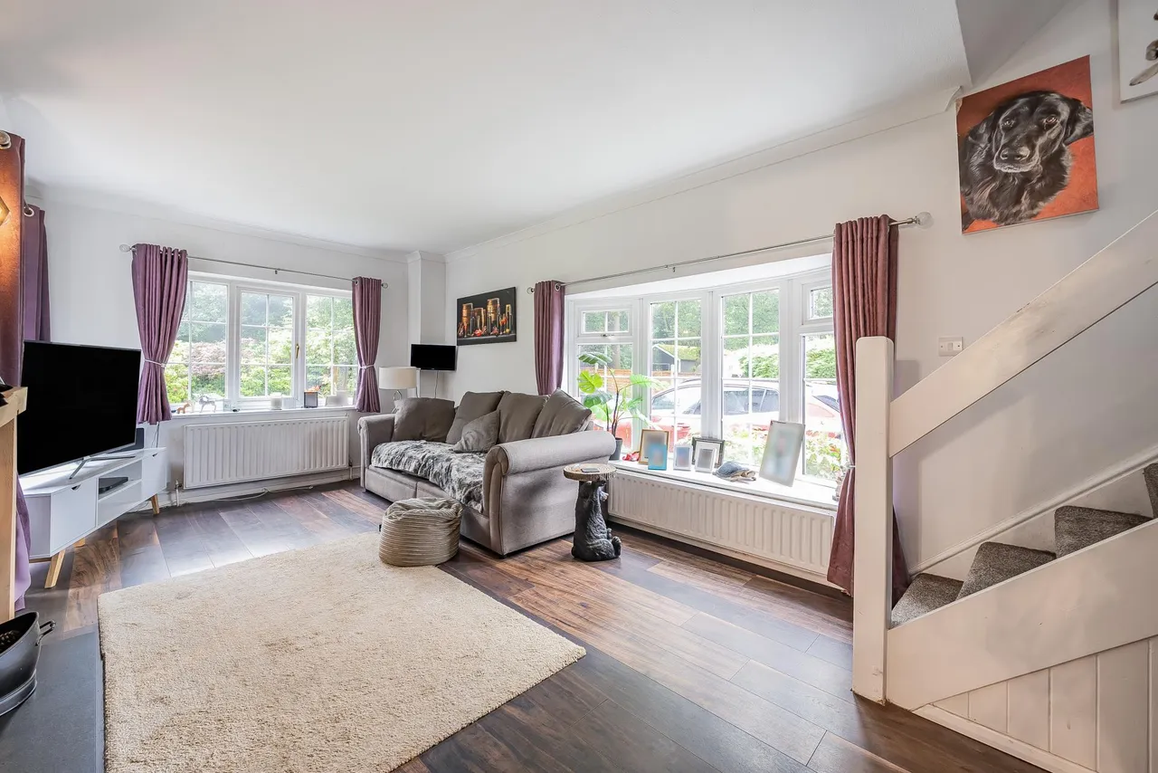 Mogador, Lower Kingswood, KT20, photo 9