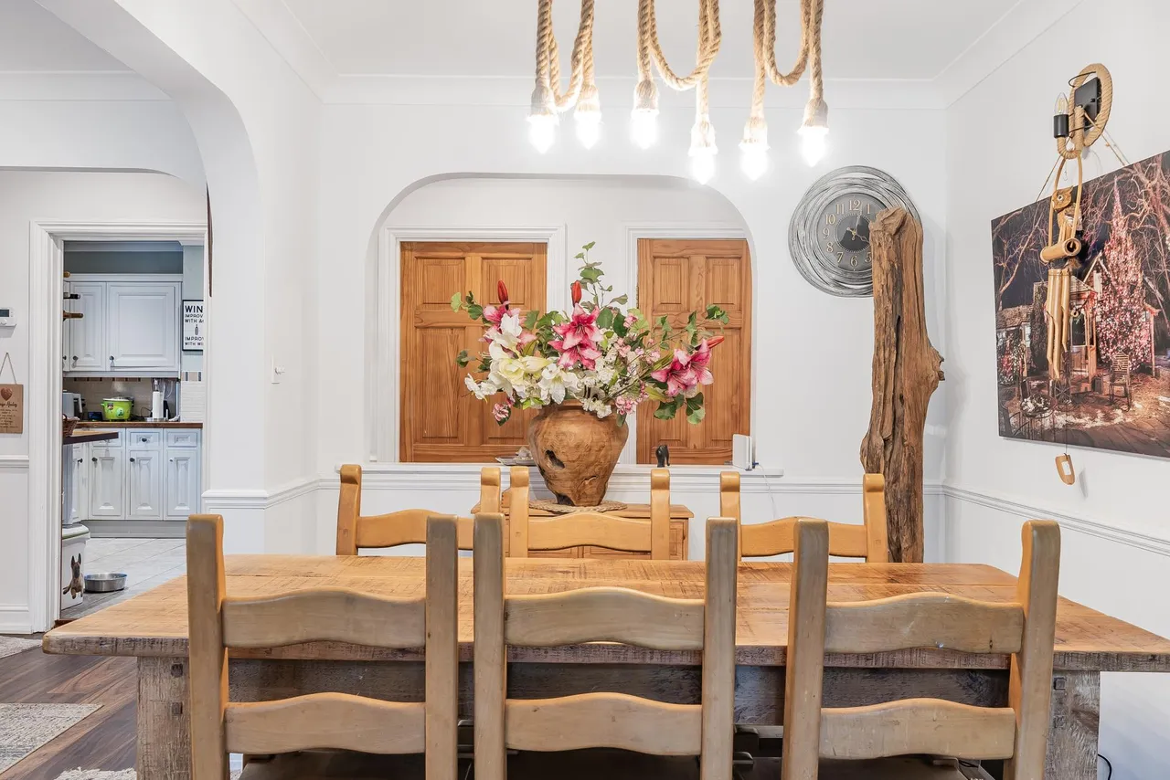 Mogador, Lower Kingswood, KT20, photo 4