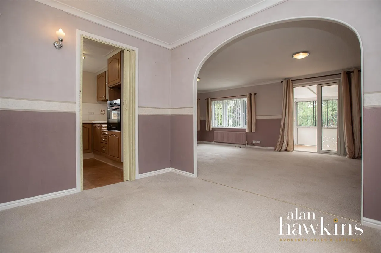 Lillybrook Estate, Lyneham, photo 4