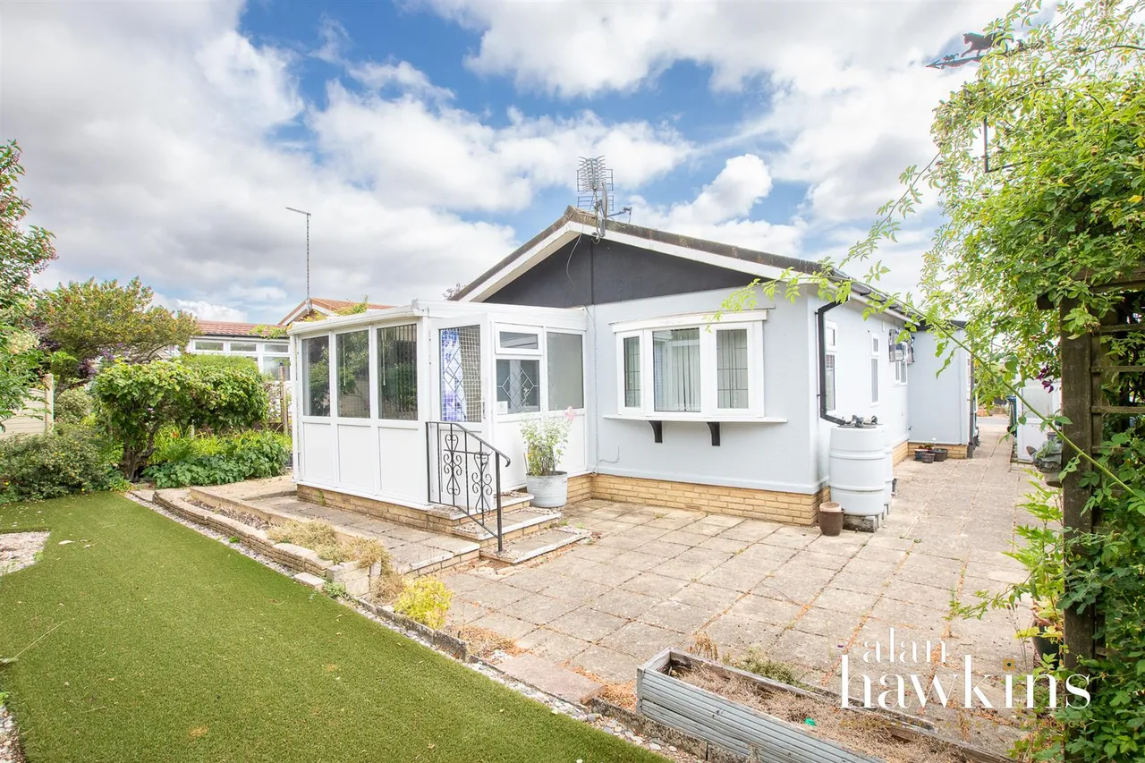 Lillybrook Estate, Lyneham, photo 2