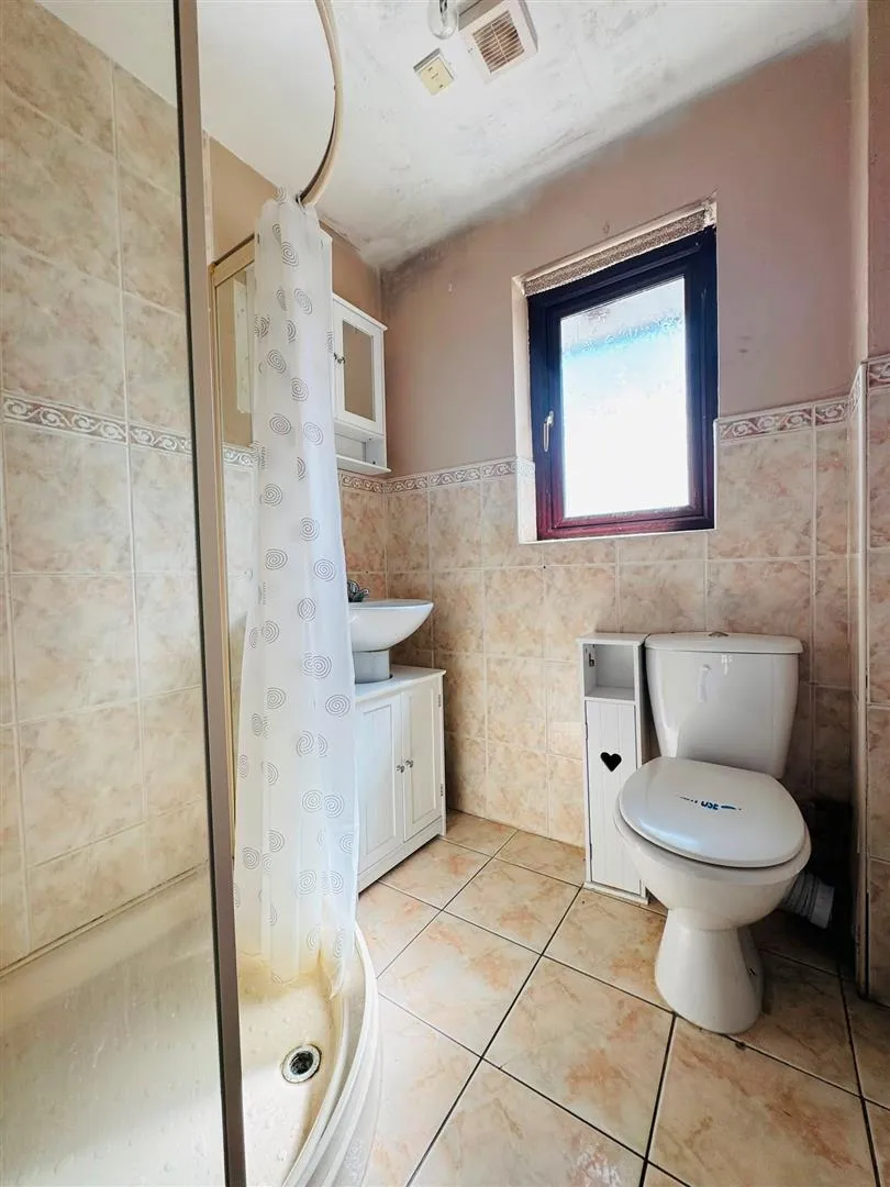 The Oaks, Rush Park, BT37, photo 11